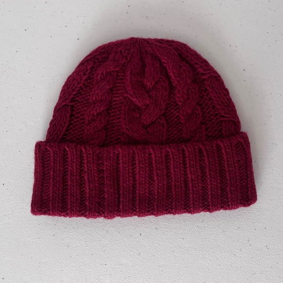 Michael Kors Women’s Burgundy Cable-Knit Hat - Picture 6 of 8